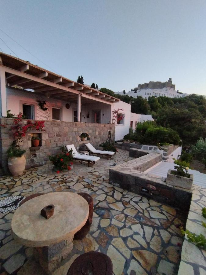 Patmos Chora traditional villa Genadio Exterior foto