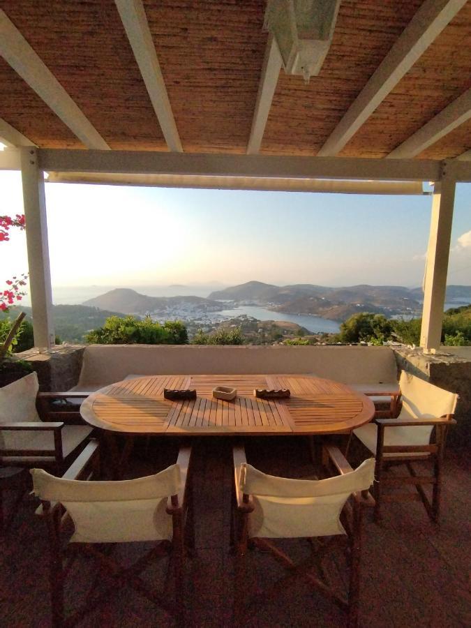 Patmos Chora traditional villa Genadio Exterior foto
