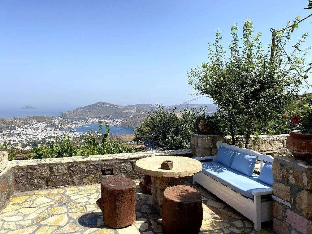 Patmos Chora traditional villa Genadio Exterior foto