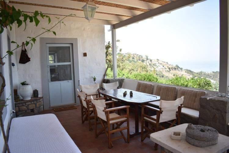 Patmos Chora traditional villa Genadio Exterior foto