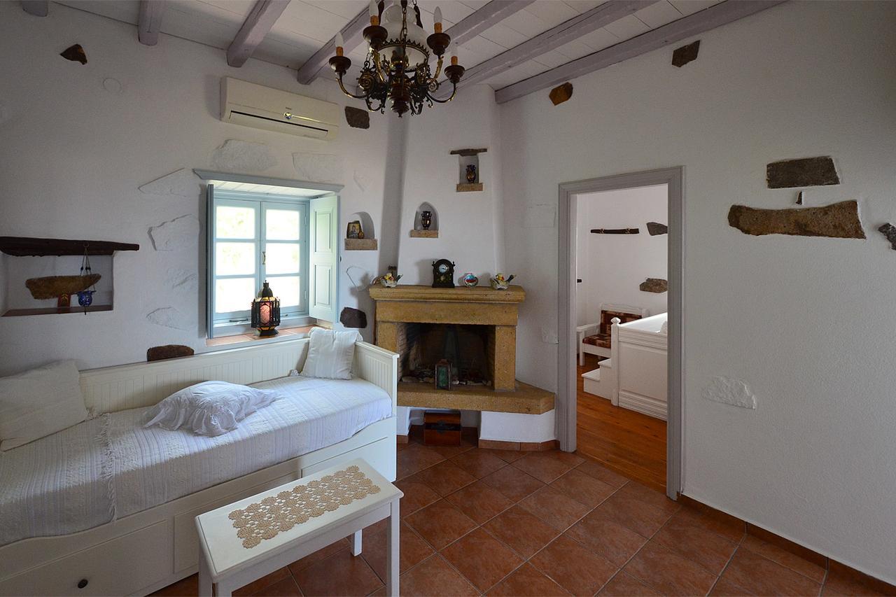 Patmos Chora traditional villa Genadio Exterior foto